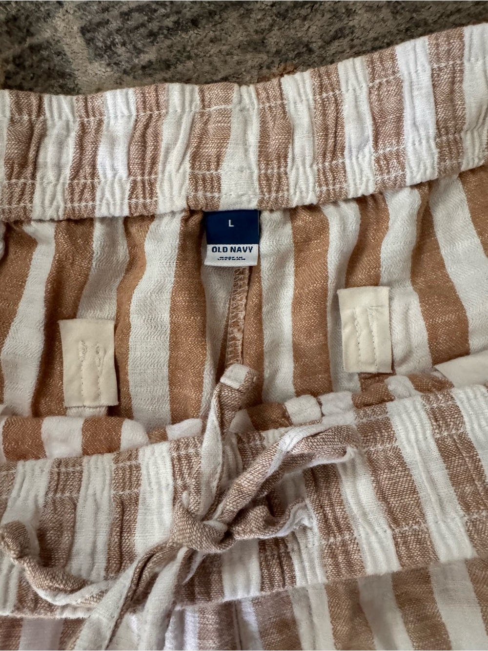 4 pairs of Old Navy Women's Shorts size large - Picture 9 of 16